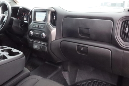 GMC Sierra 1500 Pro 4WD Reg Cab 140" 2025