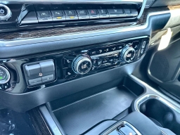 GMC Sierra 1500 Elevation 2WD Crew Cab 147" 2026