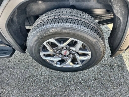 GMC Sierra 1500 SLT 2WD Crew Cab 147" 2026