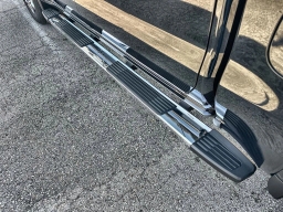 GMC Sierra 1500 SLT 2WD Crew Cab 147" 2026