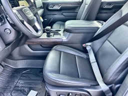 GMC Sierra 1500 SLT 2WD Crew Cab 147" 2026