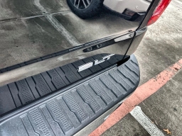 GMC Sierra 1500 SLT 2WD Crew Cab 147" 2026