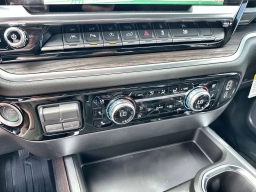 GMC Sierra 1500 SLT 2WD Crew Cab 147" 2026