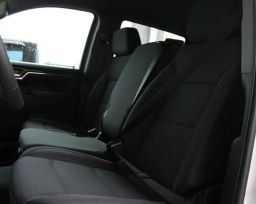 GMC Sierra 1500 SLE 4WD Crew Cab 157" 2026