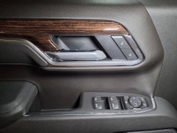 GMC Sierra 1500 Elevation 4WD Crew Cab 147" 2026