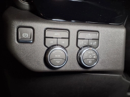 GMC Sierra 1500 Elevation 4WD Crew Cab 147" 2026