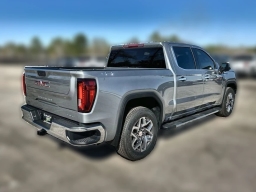GMC Sierra 1500 SLT 4WD Crew Cab 157" 2026