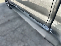 GMC Sierra 1500 SLT 4WD Crew Cab 147" 2026