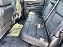 GMC Sierra 1500 SLT 4WD Crew Cab 147" 2026