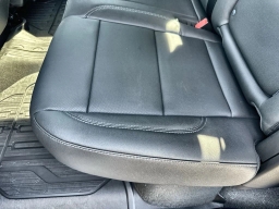 GMC Sierra 1500 SLT 4WD Crew Cab 147" 2026