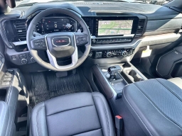 GMC Sierra 1500 SLT 4WD Crew Cab 147" 2026