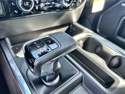 GMC Sierra 1500 SLT 4WD Crew Cab 147" 2026