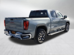 GMC Sierra 1500 SLT 4WD Crew Cab 157" 2026