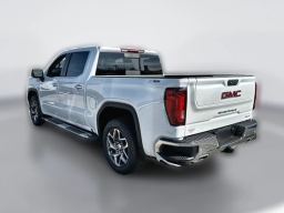 GMC Sierra 1500 SLT 4WD Crew Cab 157" 2026