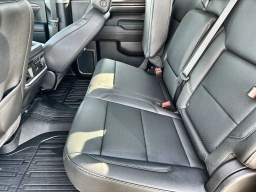 GMC Sierra 1500 SLT 4WD Crew Cab 157" 2026