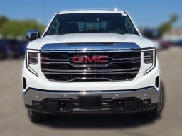 GMC Sierra 1500 SLT 4WD Crew Cab 147" 2026