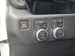 GMC Sierra 1500 SLT 4WD Crew Cab 147" 2026