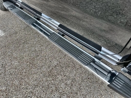 GMC Sierra 1500 SLT 4WD Crew Cab 157" 2026