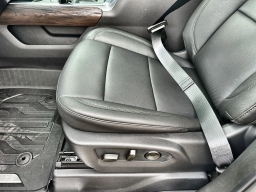 GMC Sierra 1500 SLT 4WD Crew Cab 157" 2026