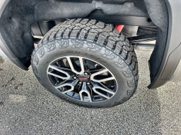 GMC Sierra 1500 AT4 4WD Crew Cab 157" 2026