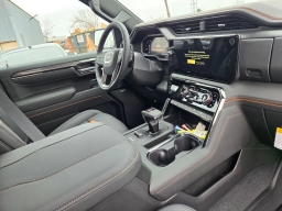 GMC Sierra 1500 AT4 4WD Crew Cab 157" 2026