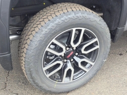 GMC Sierra 1500 AT4 4WD Crew Cab 157" 2026