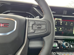 GMC Sierra 1500 AT4 4WD Crew Cab 157" 2026