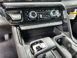 GMC Sierra 1500 AT4X 4WD Crew Cab 147" 2026