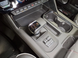 GMC Sierra 1500 AT4X 4WD Crew Cab 147" 2026