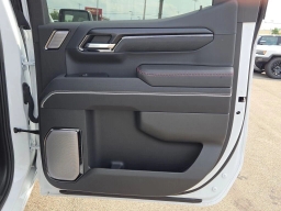 GMC Sierra 1500 AT4X 4WD Crew Cab 147" 2025