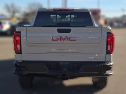GMC Sierra 1500 AT4X 4WD Crew Cab 147" 2026