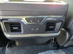GMC Sierra 1500 Denali 4WD Crew Cab 157" 2026