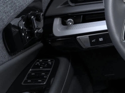 Cadillac OPTIQ Luxury 4dr w/1SC 2026