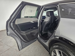 Cadillac OPTIQ Luxury 4dr w/1SC 2026