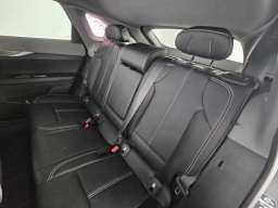 Cadillac OPTIQ Luxury 4dr w/1SC 2026