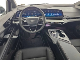 Cadillac OPTIQ Luxury 4dr w/1SC 2026