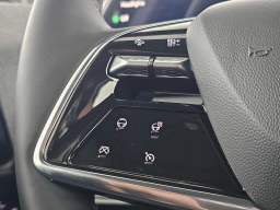 Cadillac OPTIQ Luxury 4dr w/1SC 2026