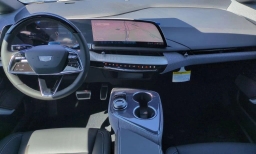 Cadillac OPTIQ Luxury 4dr w/1SC 2026