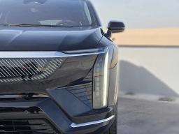 Cadillac OPTIQ Luxury 4dr w/1SC 2026