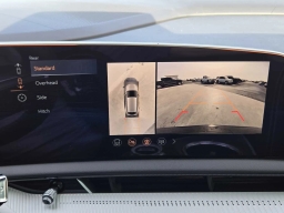 Cadillac OPTIQ Luxury 4dr w/1SC 2026