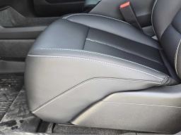 Cadillac OPTIQ Luxury 4dr w/1SC 2026