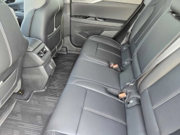 Cadillac OPTIQ Luxury 4dr w/1SC 2026