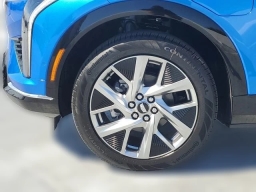 Cadillac OPTIQ Luxury 4dr w/1SC 2026