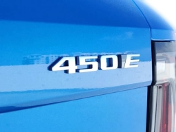 Cadillac OPTIQ Luxury 4dr w/1SC 2026