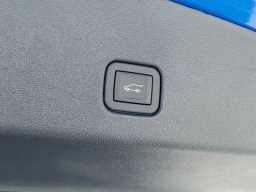 Cadillac OPTIQ Luxury 4dr w/1SC 2026