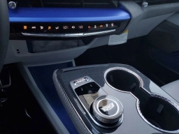 Cadillac OPTIQ Luxury 4dr w/1SC 2026