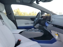 Cadillac OPTIQ Luxury 4dr w/1SC 2026