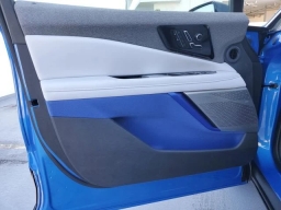 Cadillac OPTIQ Luxury 4dr w/1SC 2026