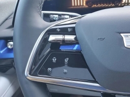 Cadillac OPTIQ Luxury 4dr w/1SC 2026