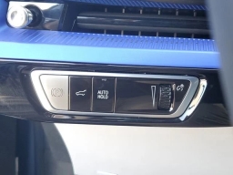 Cadillac OPTIQ Luxury 4dr w/1SC 2026